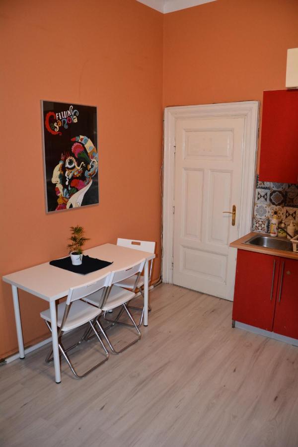 Margo Guest Rooms Cracovia Exterior foto